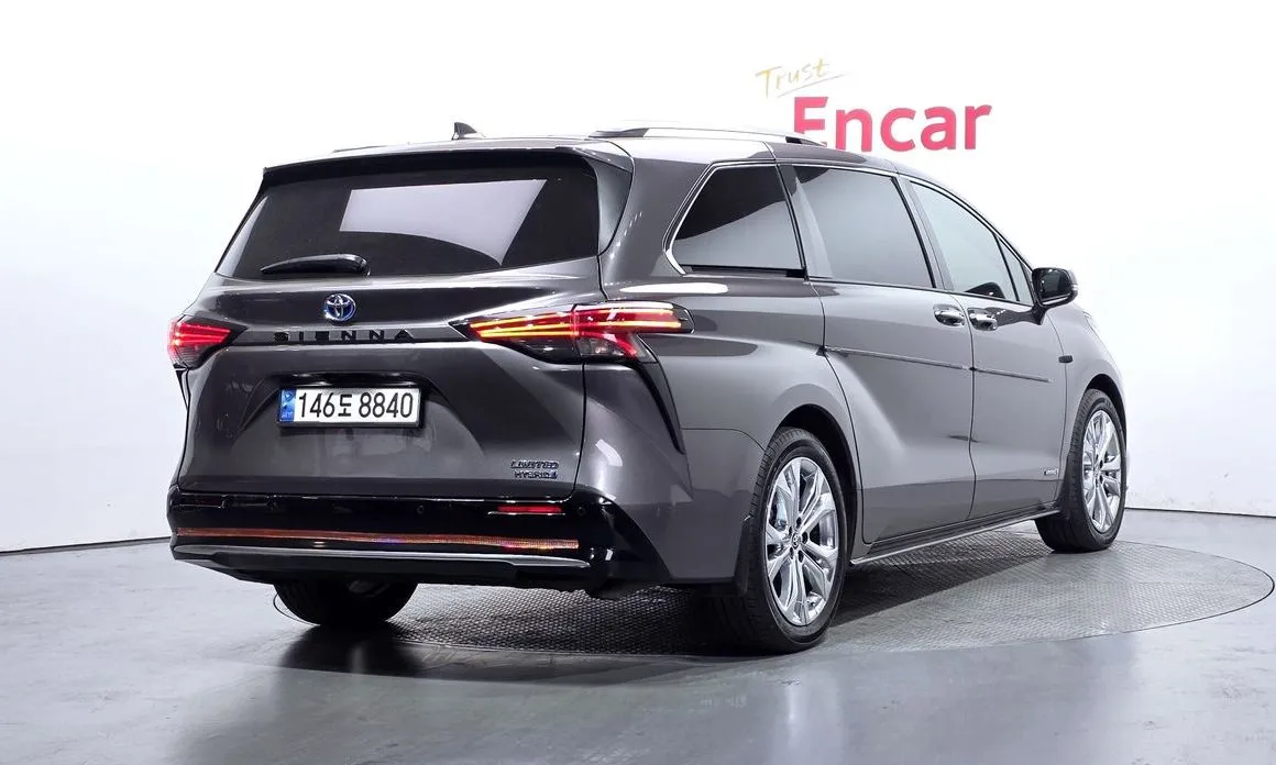 Toyota Sienna 2021 из KR, фото 3
