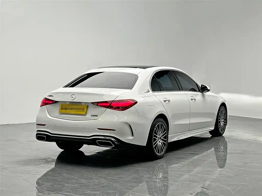 Mercedes-Benz C-Class — фото 10