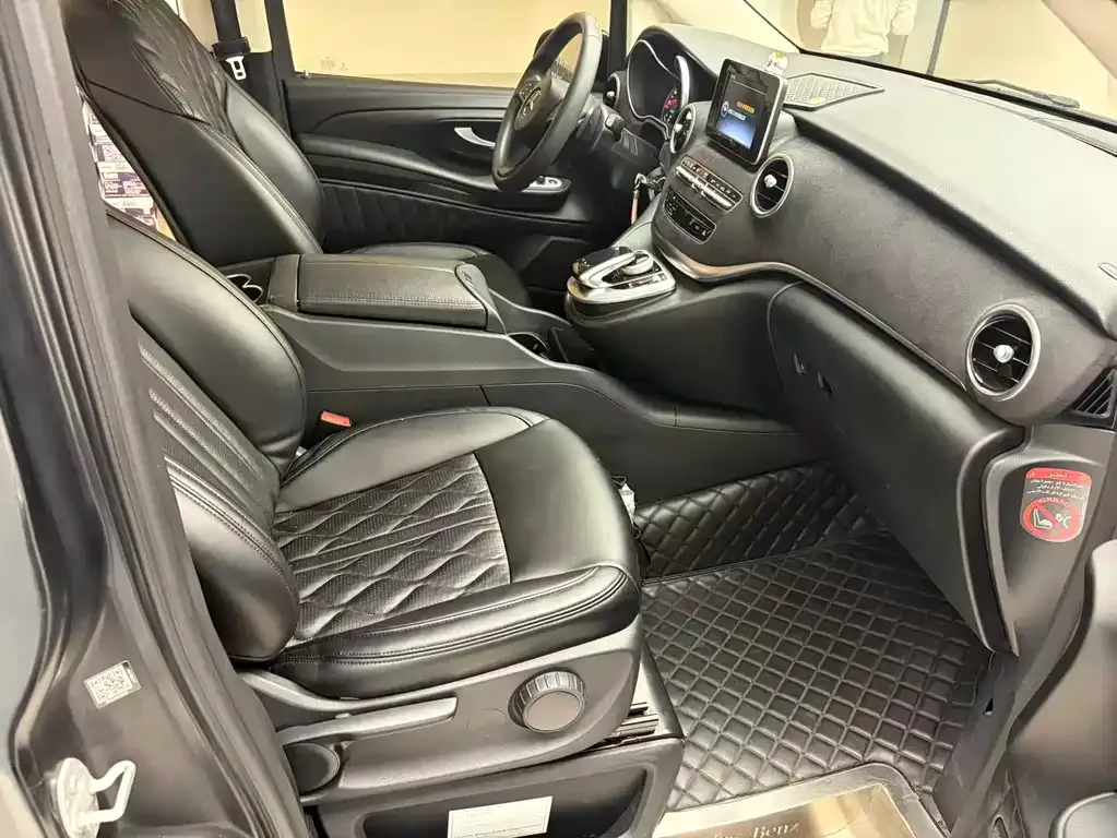 Mercedes-Benz V-Class 2021 из CN, фото 9