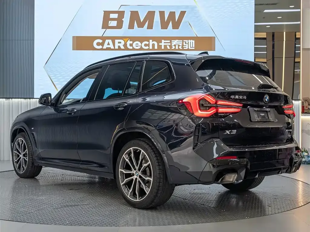 BMW X3 — фото 10
