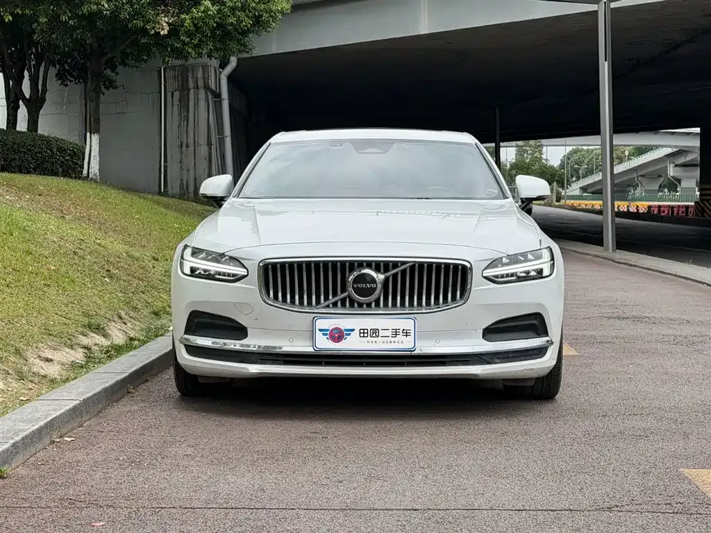Volvo S90 — фото 8