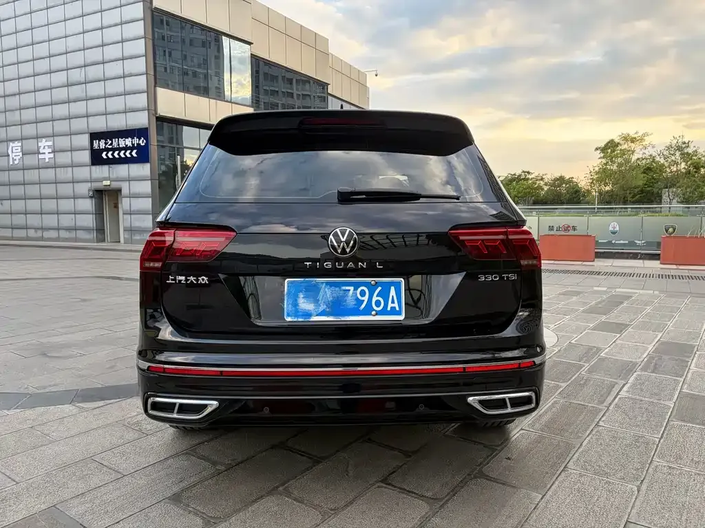 Volkswagen Tiguan L — фото 2