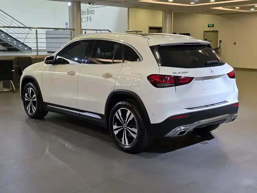 Mercedes-Benz GLA — фото 4