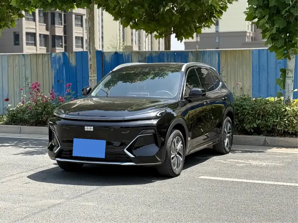 Geely Galaxy Xingjian 7 — фото 1