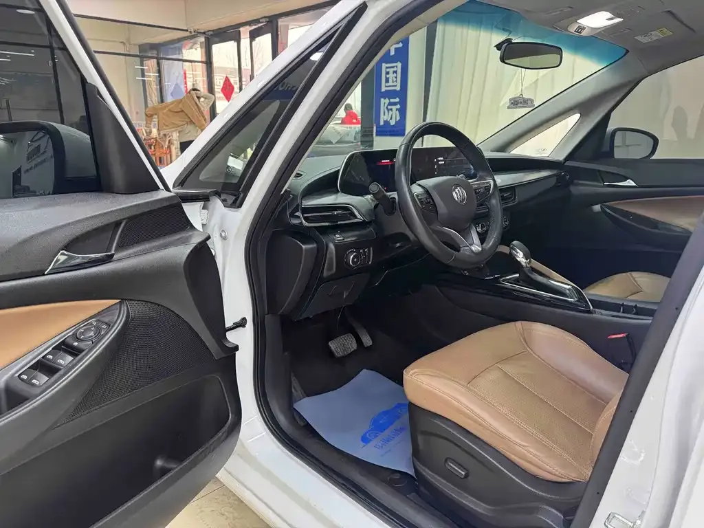 Buick GL6 2022 из CN, фото 8