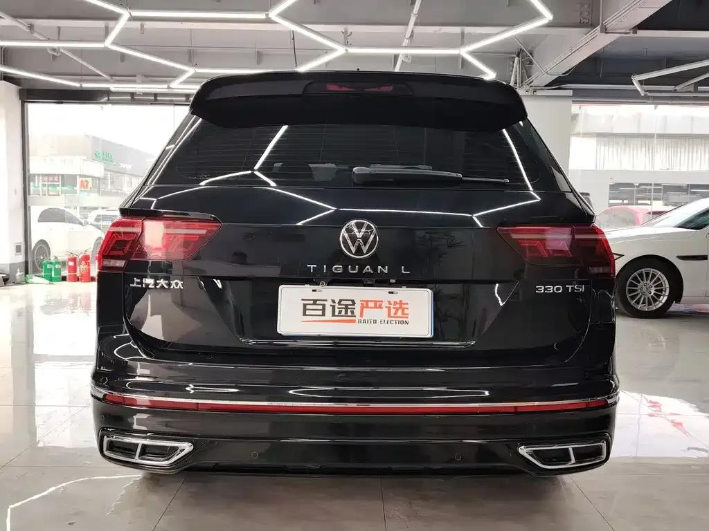 Volkswagen Tiguan L — фото 2