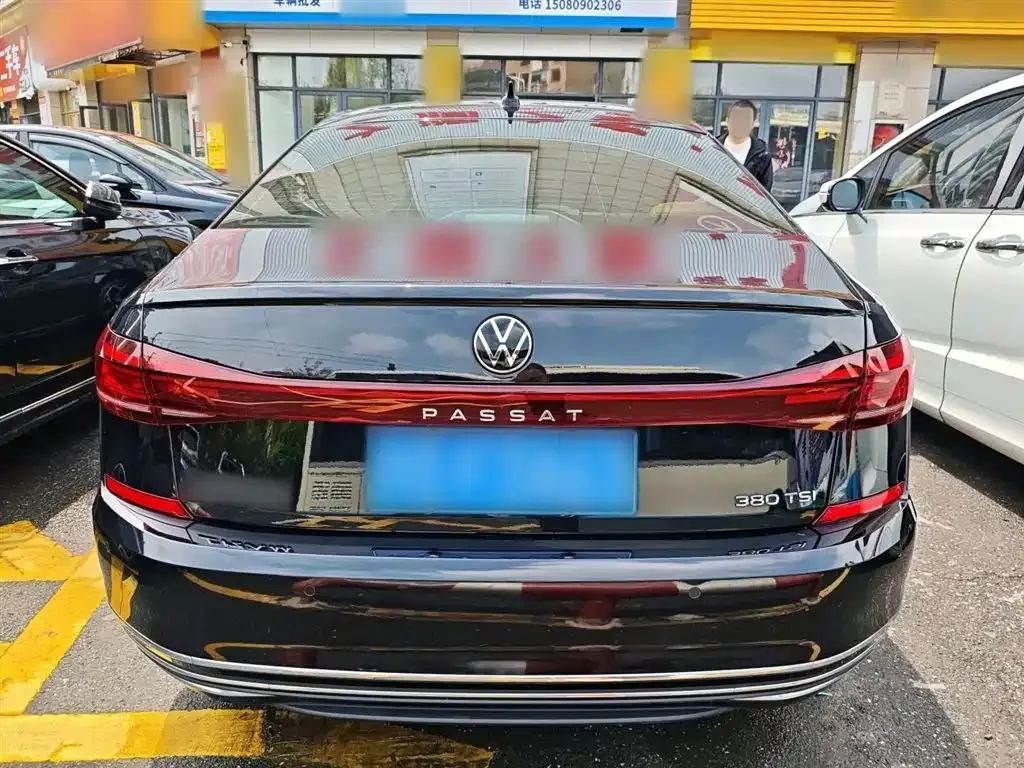 Volkswagen Passat — фото 7
