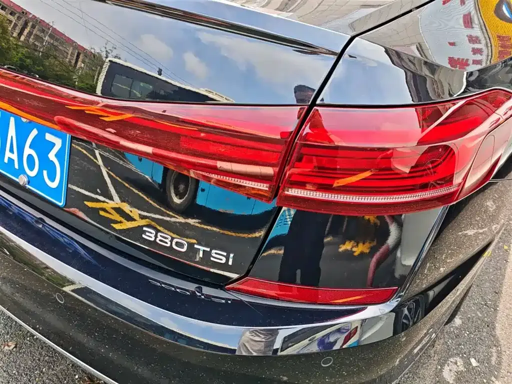 Volkswagen Passat — фото 6