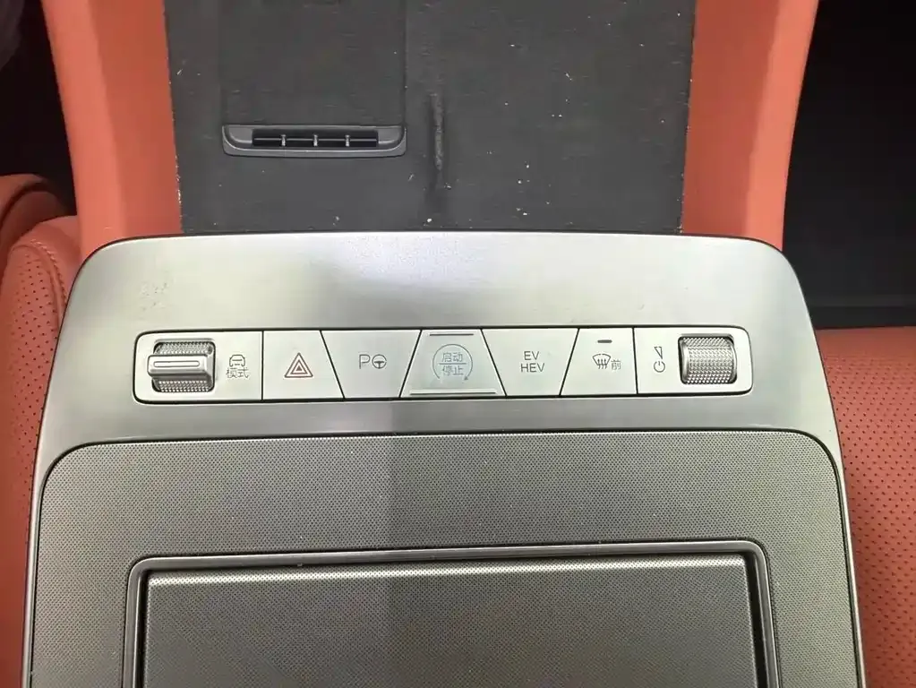 BYD Tang L 2025 из CN, фото 8