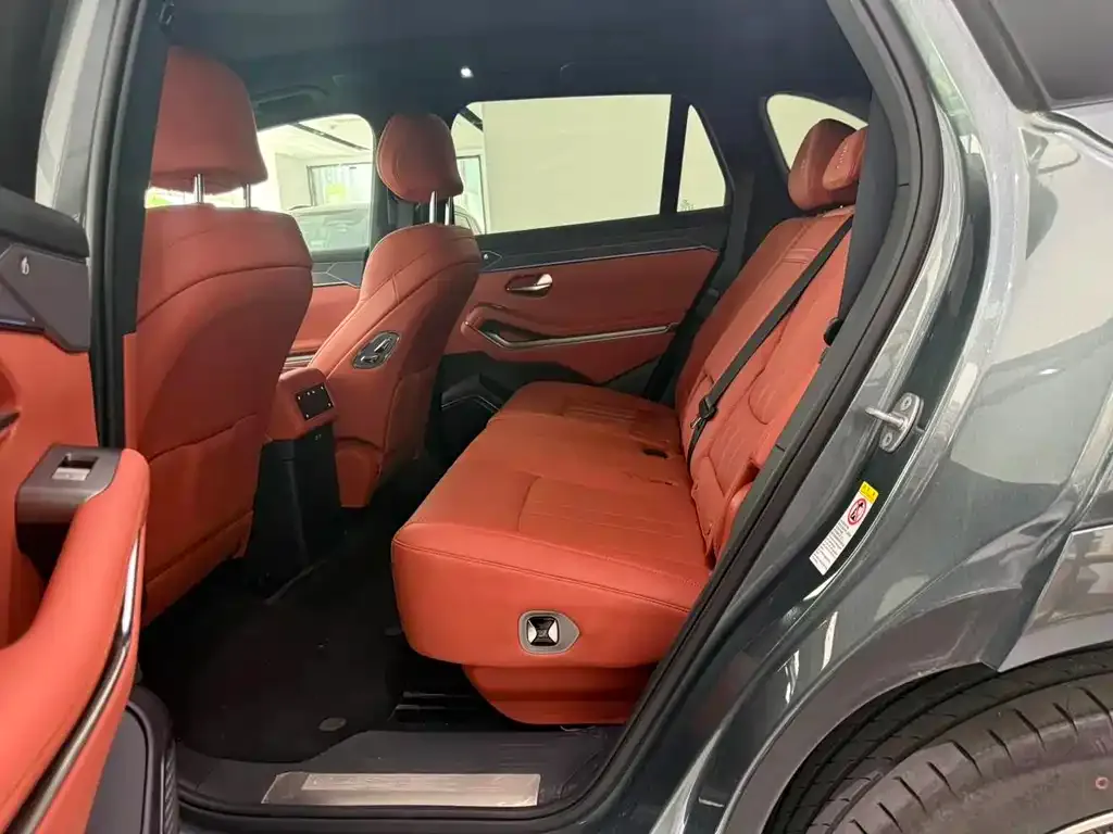 BYD Tang L 2025 из CN, фото 10