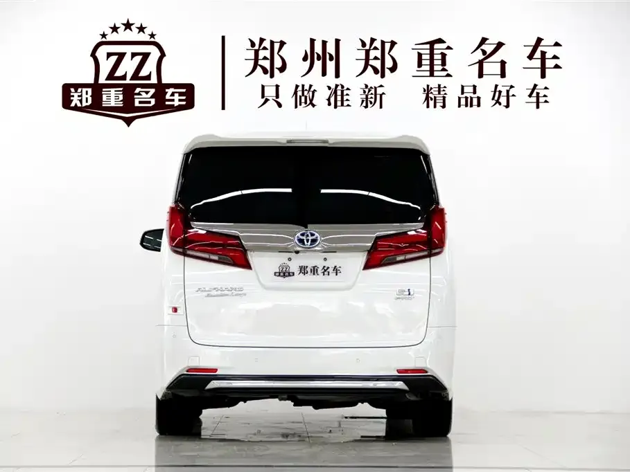Toyota Alphard — фото 5