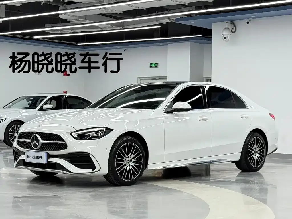 Mercedes-Benz C-Class — фото 1