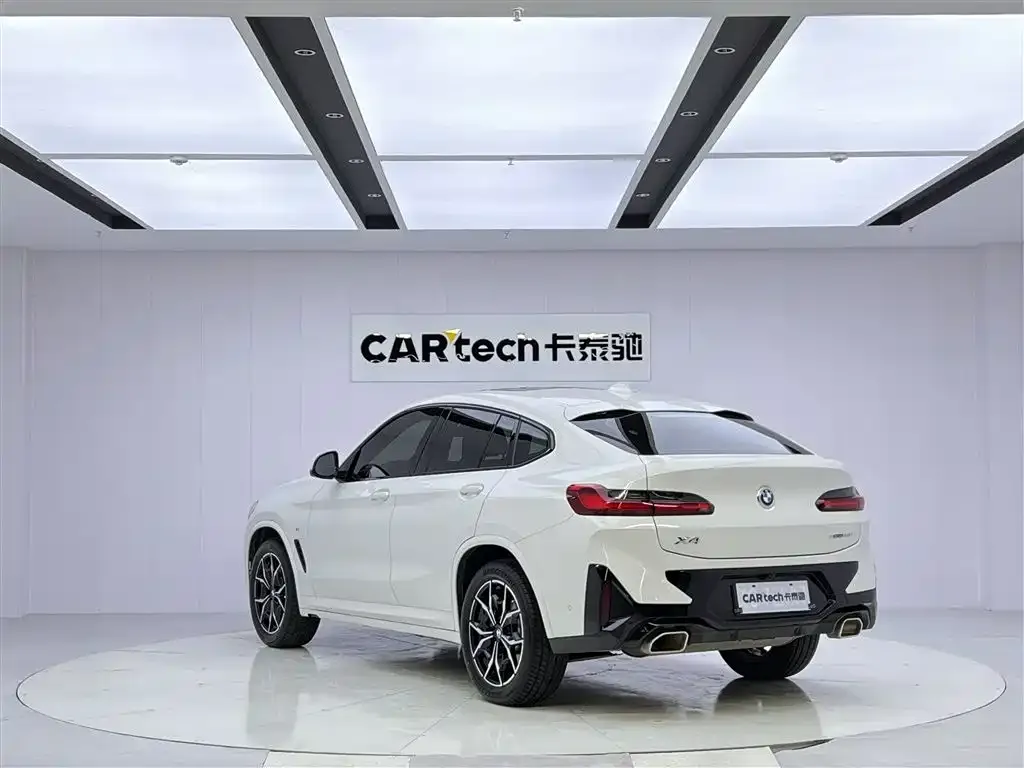 BMW X4 — фото 10