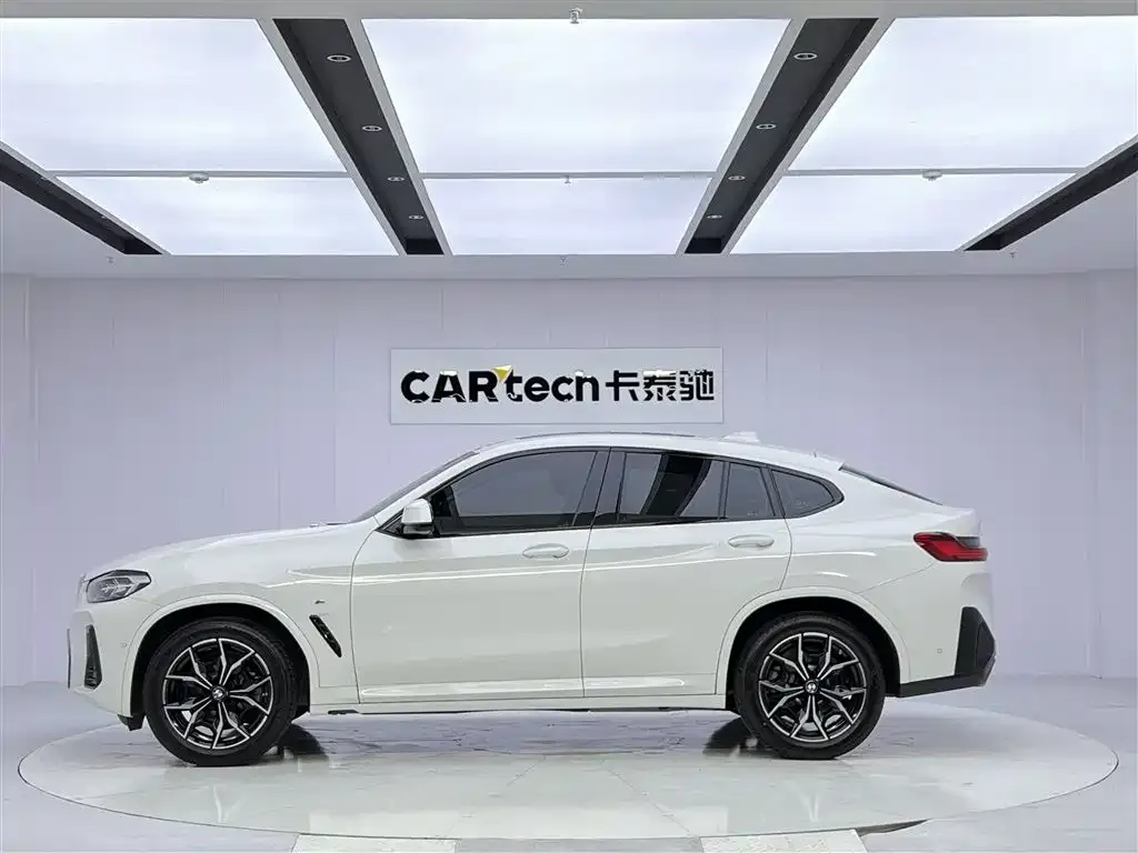 BMW X4 — фото 7
