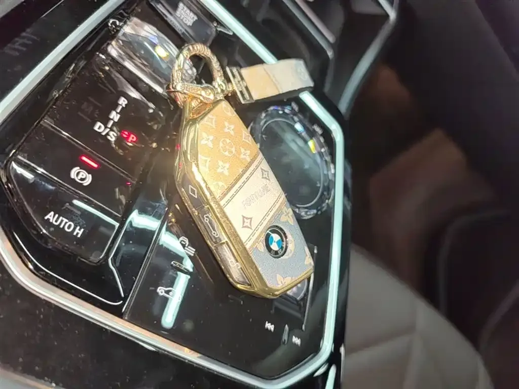 BMW 7 Series — фото 5