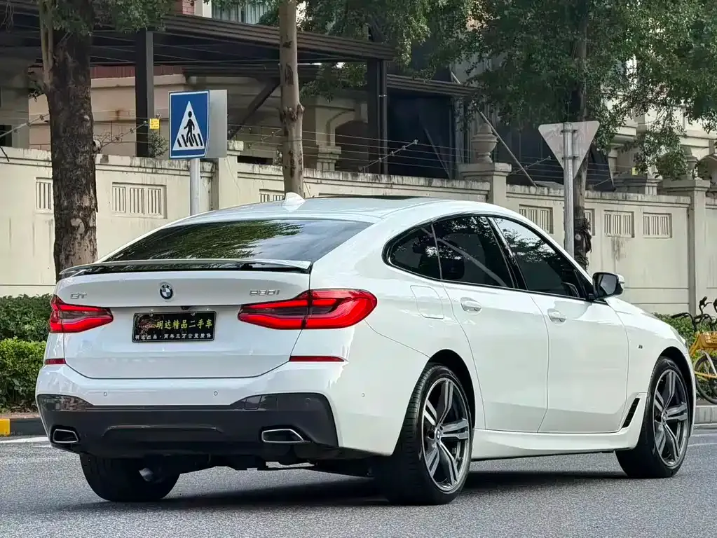 BMW 6 Series GT — фото 9
