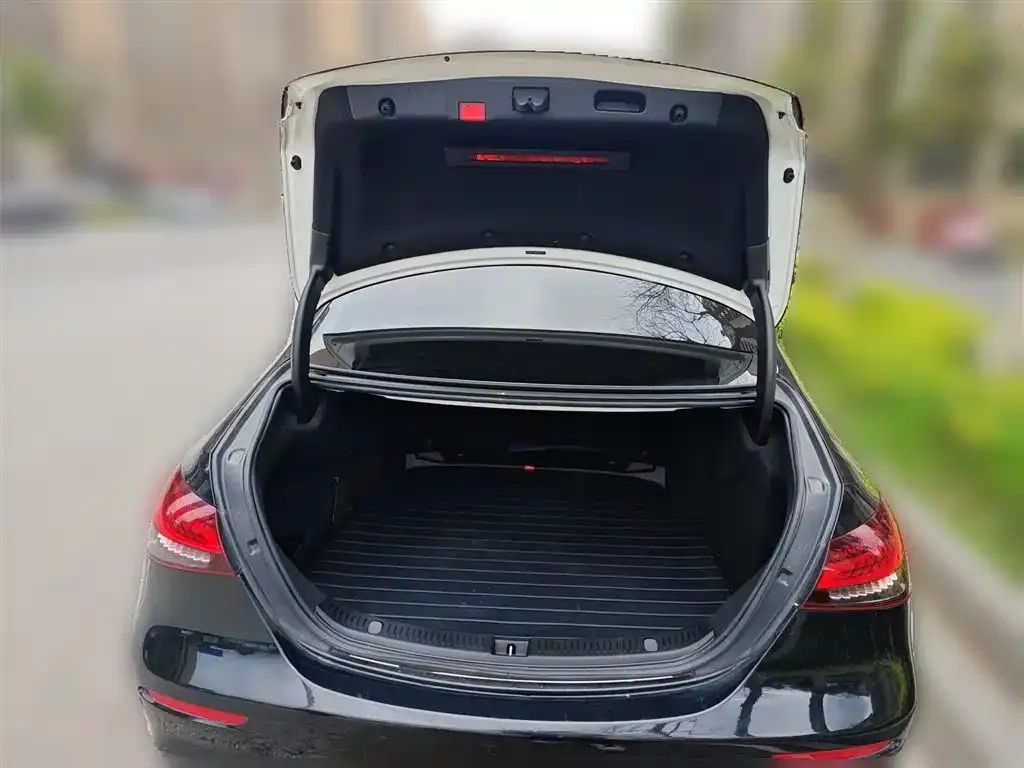 Mercedes-Benz E-Class (Import) 2021 из CN, фото 7