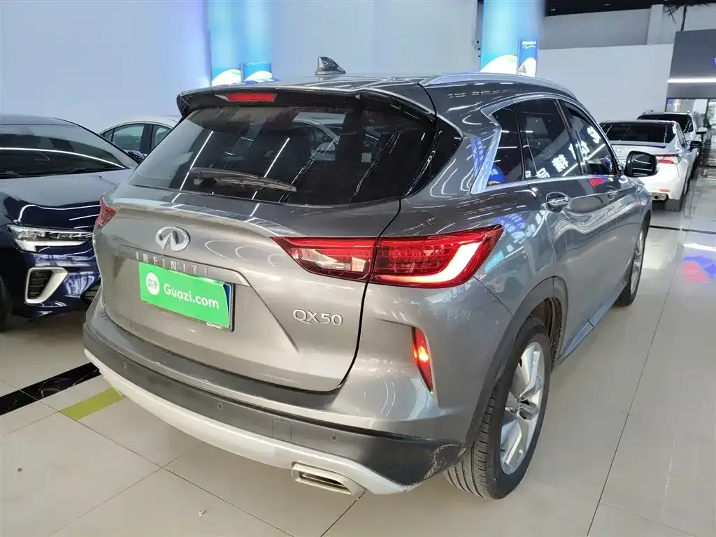 Infiniti QX50 2021 из CN, фото 5