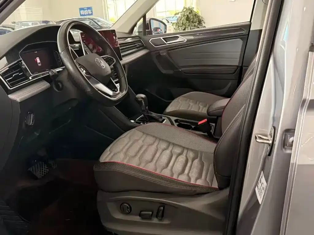 Volkswagen 途观L插电混动 — фото 7