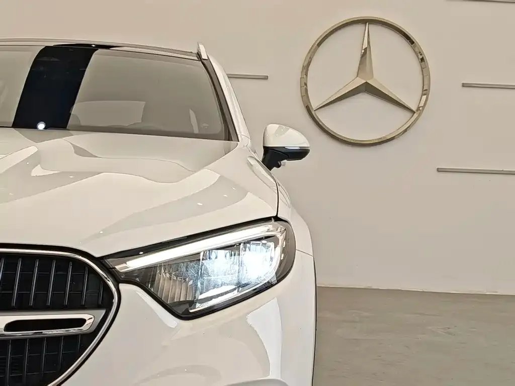 Mercedes-Benz GLC — фото 3
