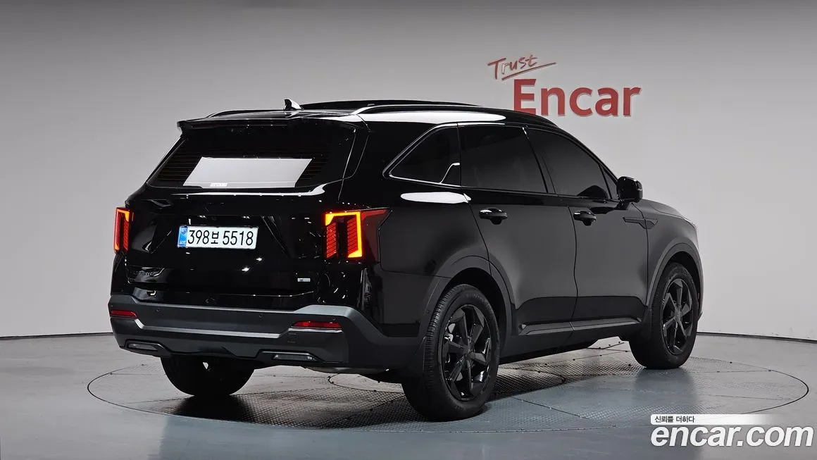 Kia Sorento — фото 7
