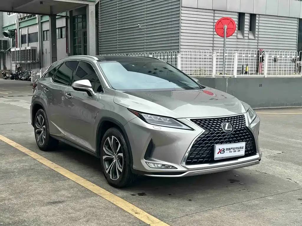 Lexus RX — фото 6
