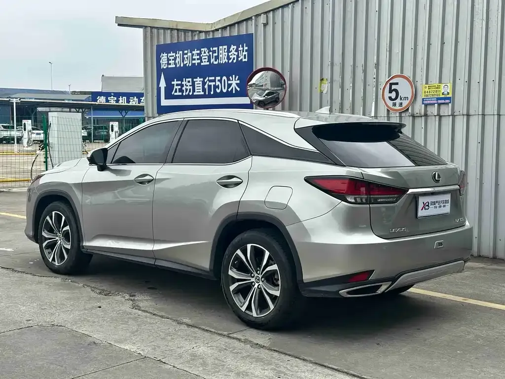 Lexus RX — фото 10