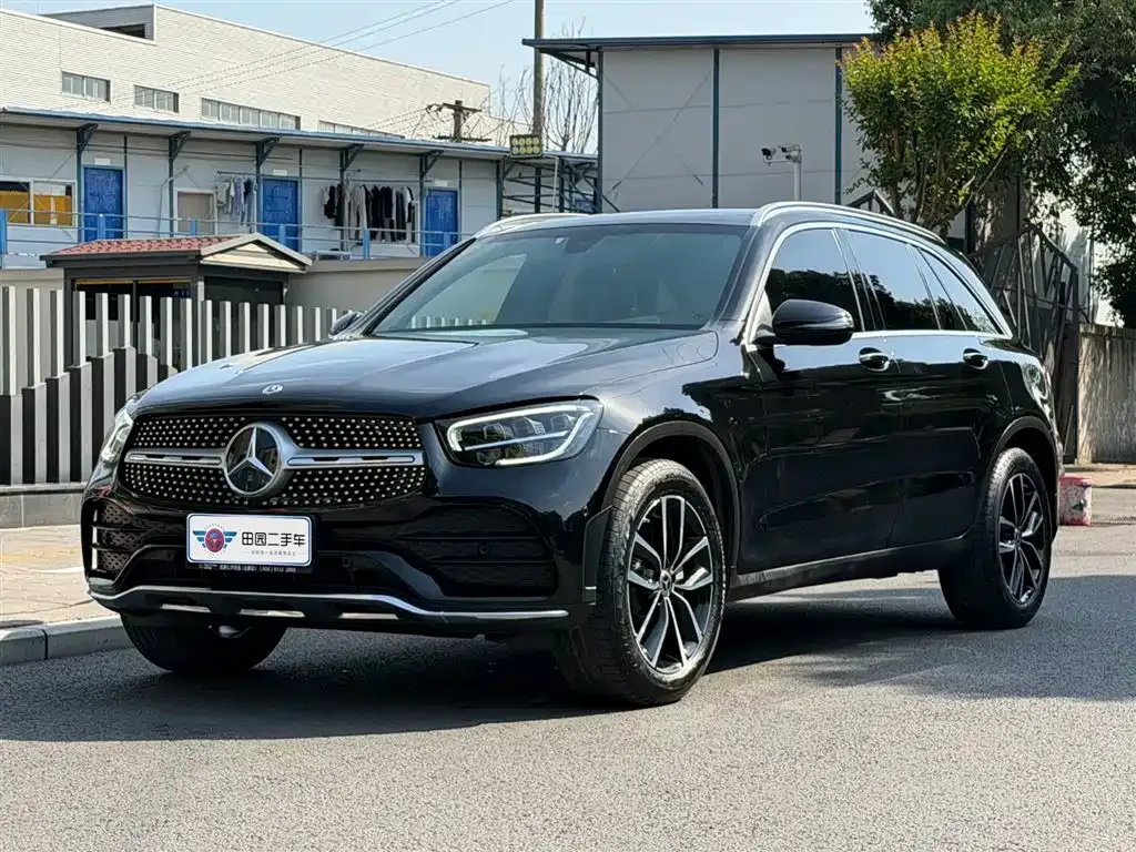Mercedes-Benz GLC — фото 1