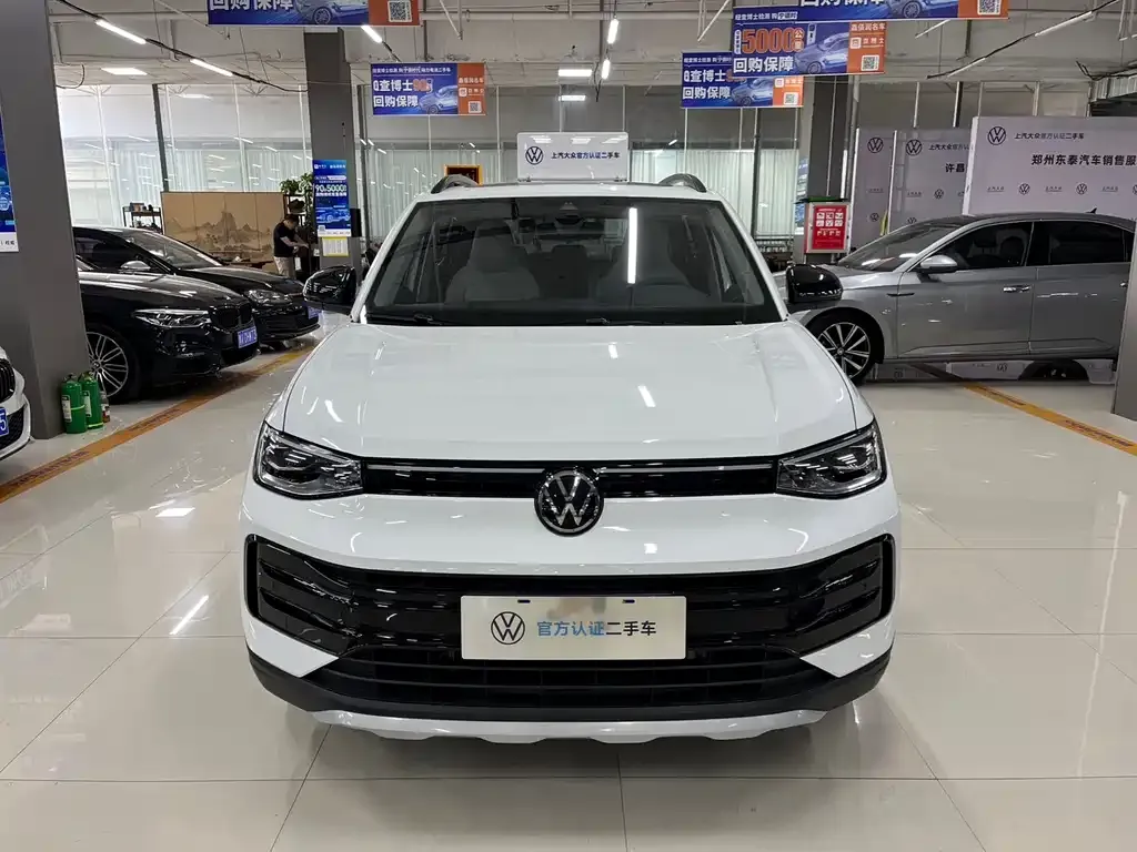 Volkswagen Tharu — фото 2