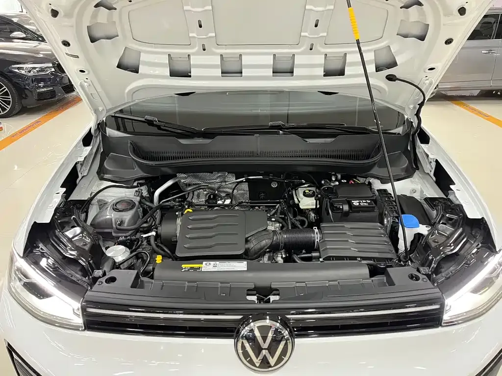 Volkswagen Tharu — фото 6
