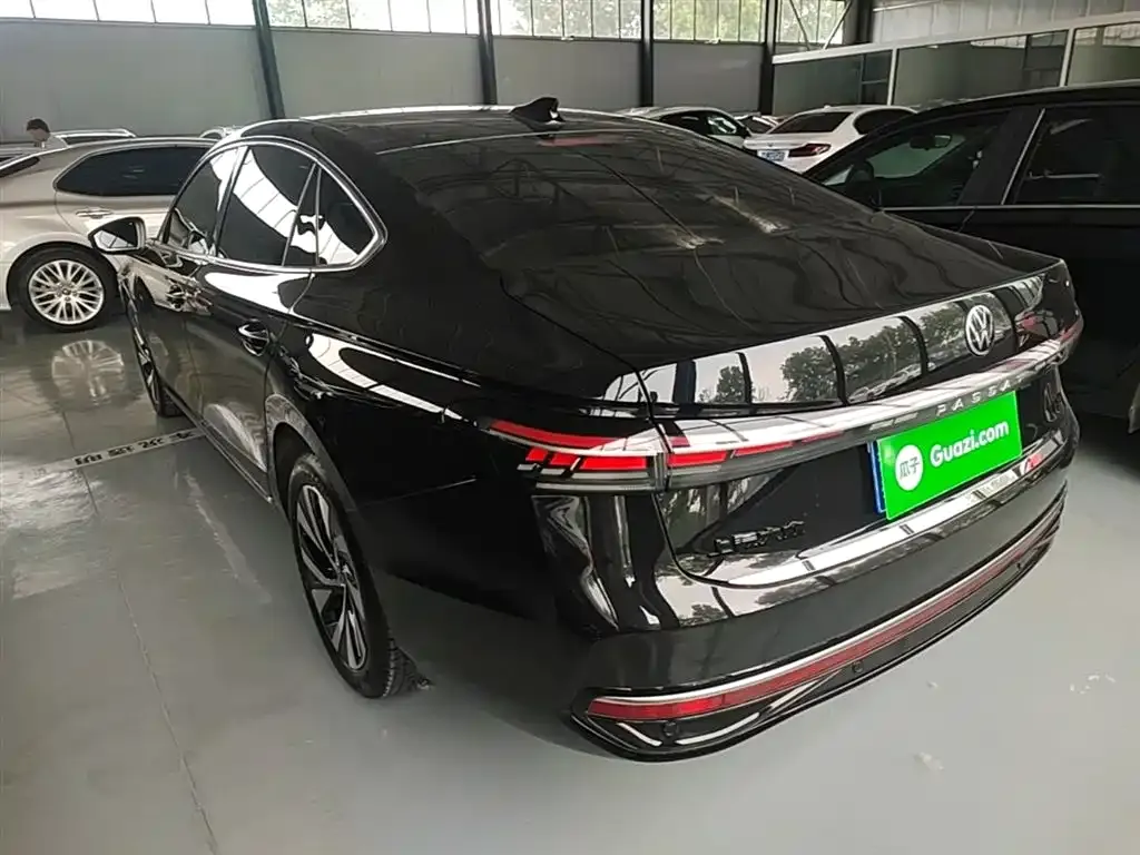 Volkswagen Passat — фото 3