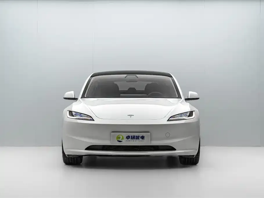 Tesla Model 3 — фото 3