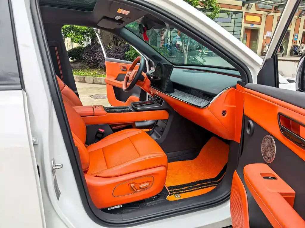 Toyota Platinum 3X 2025 из CN, фото 3