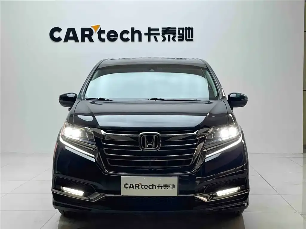 Honda Elysion 2021 из CN, фото 2