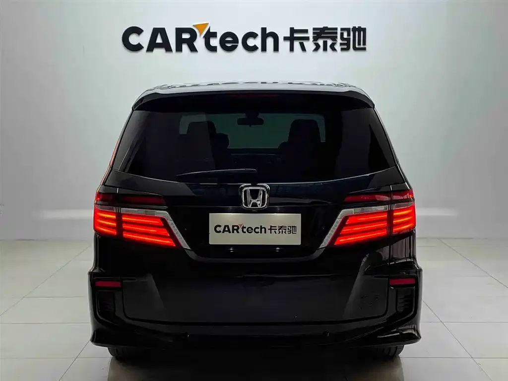 Honda Elysion 2021 из CN, фото 3