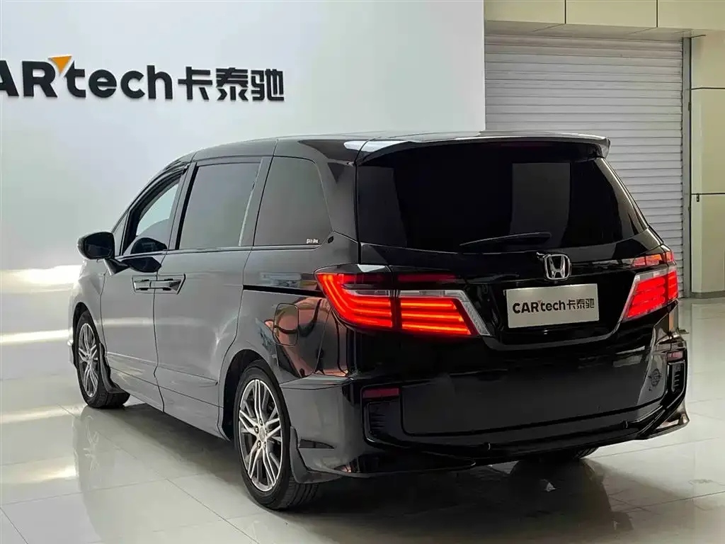 Honda Elysion 2021 из CN, фото 6