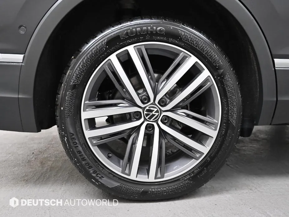 Volkswagen Tiguan — фото 8