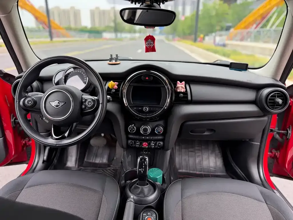MINI Cooper (3-door) 2021 из CN, фото 3