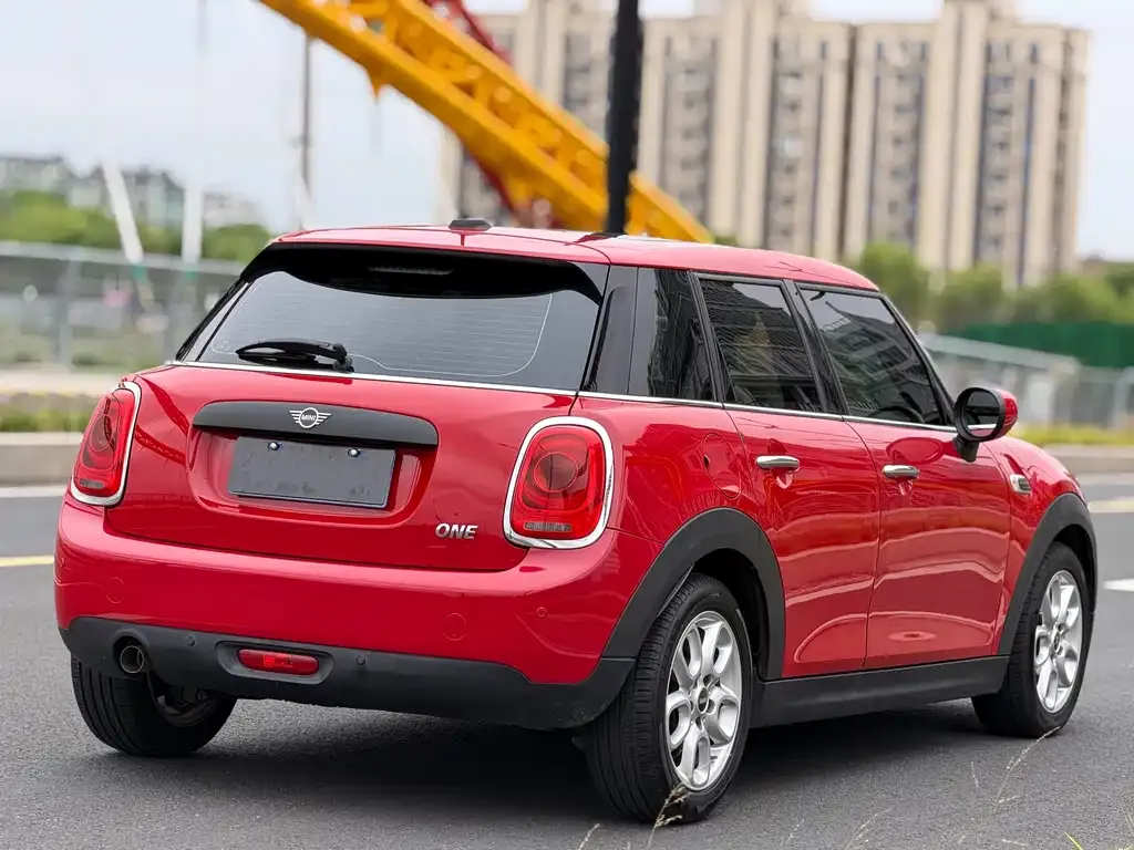 MINI Cooper (3-door) 2021 из CN, фото 10
