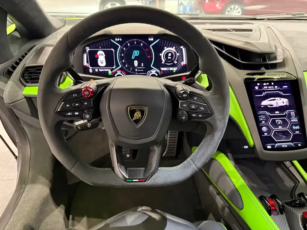 Lamborghini Revuelto 2025 из CN, фото 7