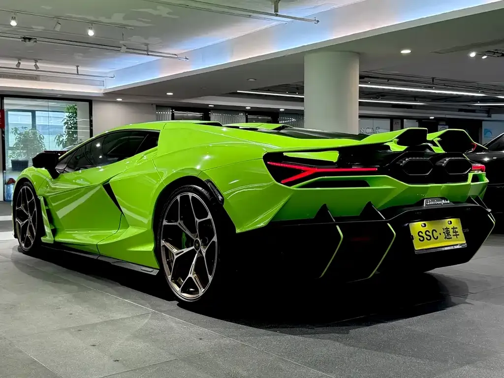Lamborghini Revuelto 2025 из CN, фото 5