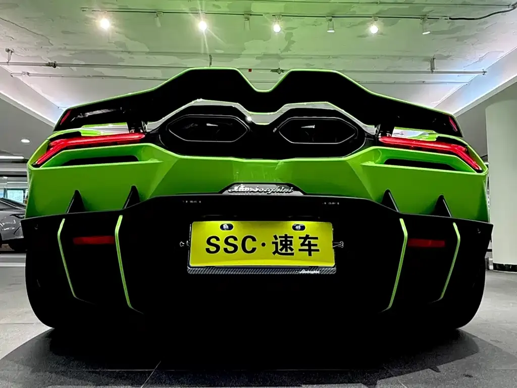 Lamborghini Revuelto 2025 из CN, фото 6