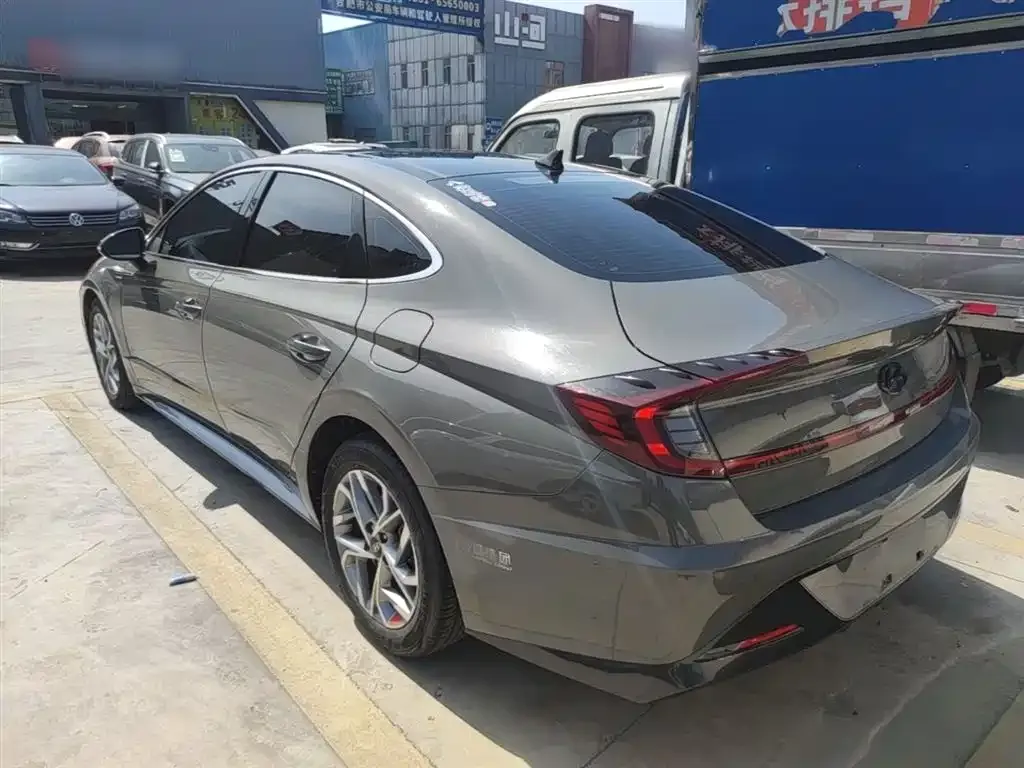 Hyundai Sonata — фото 9