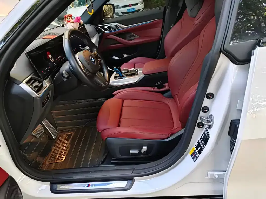 BMW i4 2023 из CN, фото 5