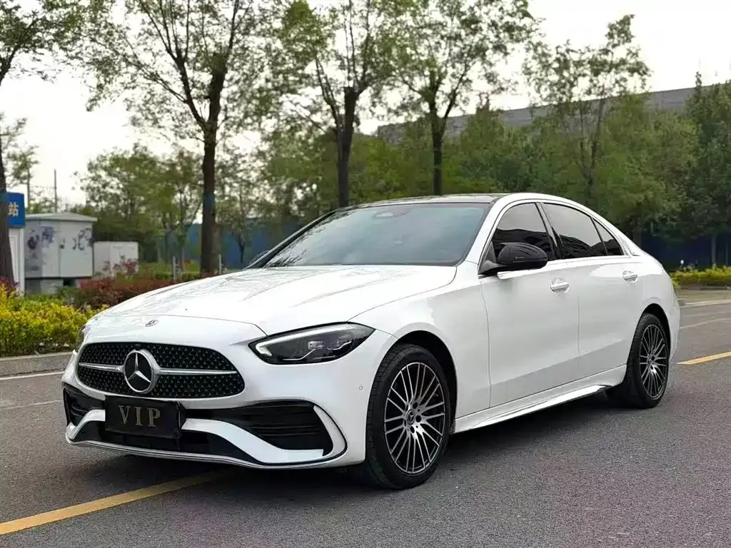 Mercedes-Benz C-Class — фото 1
