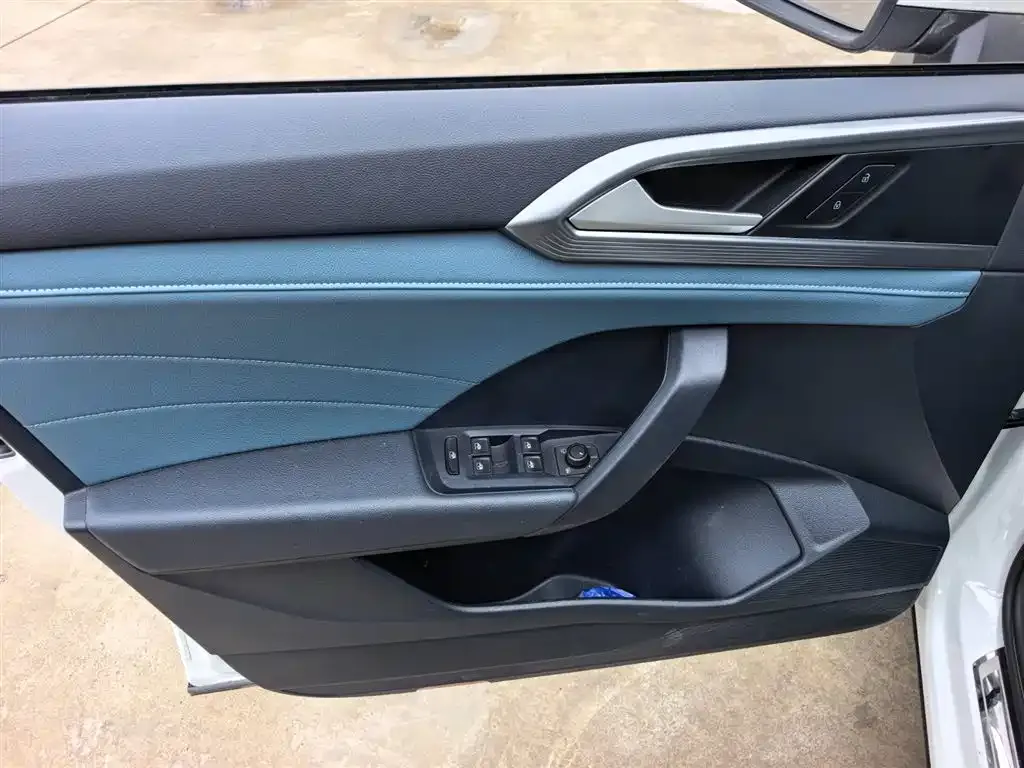 Volkswagen Tharu 2024 из CN, фото 7