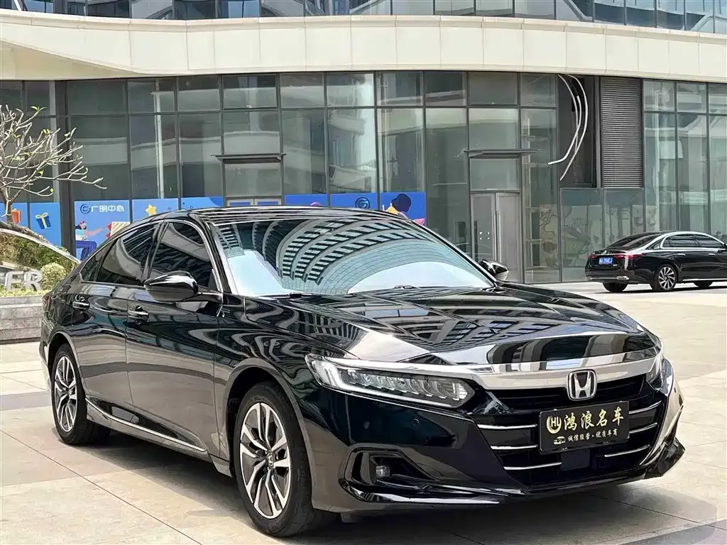 Honda Accord — фото 3