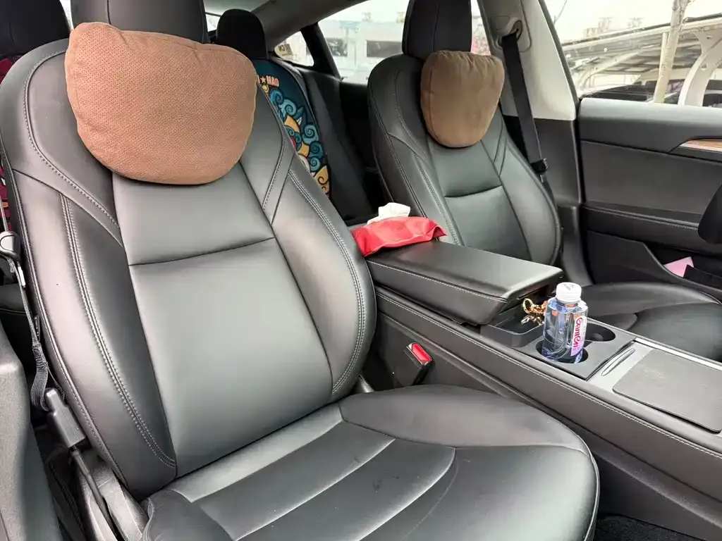 Tesla Model 3 — фото 4