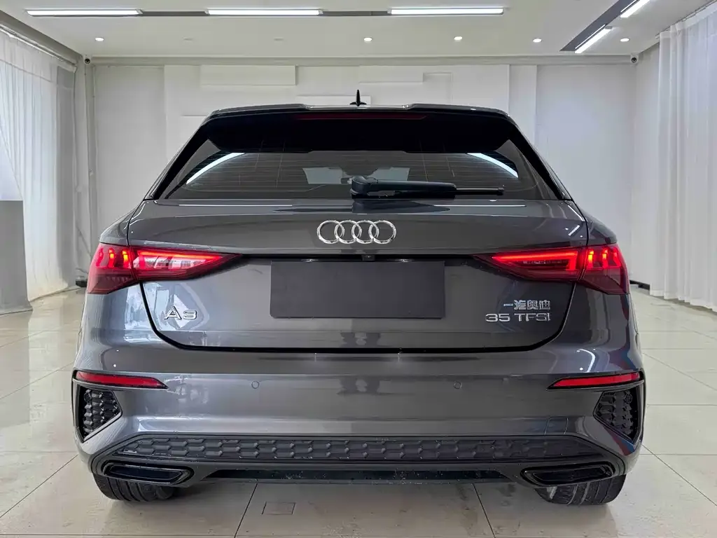 Audi A3 — фото 2