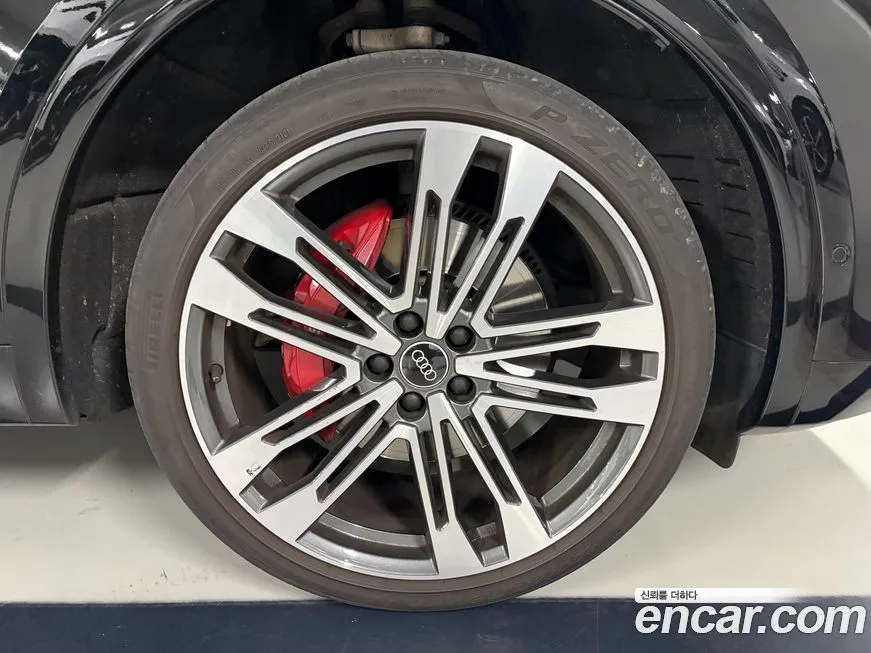 Audi SQ5 2022 из KR, фото 6